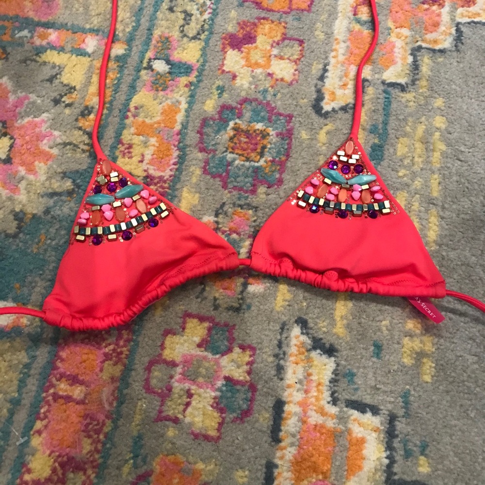 Bikini top